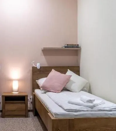 Rozsa Etterem & Panzio B&B