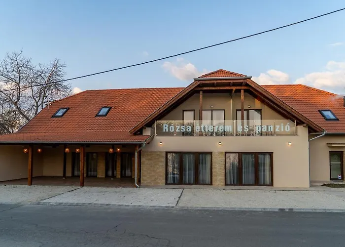 B&B Rozsa Etterem & Panzio Beci