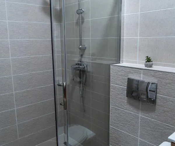 Rozsa Etterem & Panzio 3* Beci